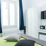 Lia La Spezia