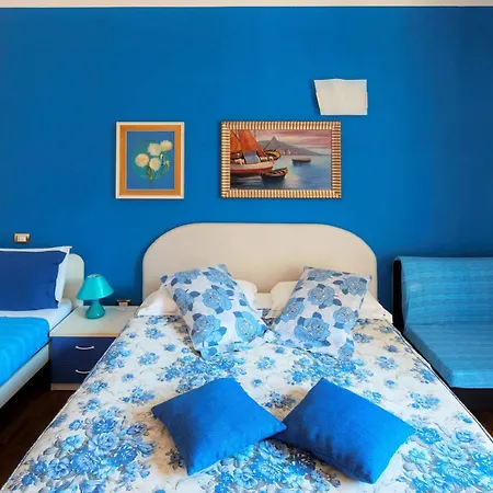 利亚客房旅馆 招待所 斯培西亚