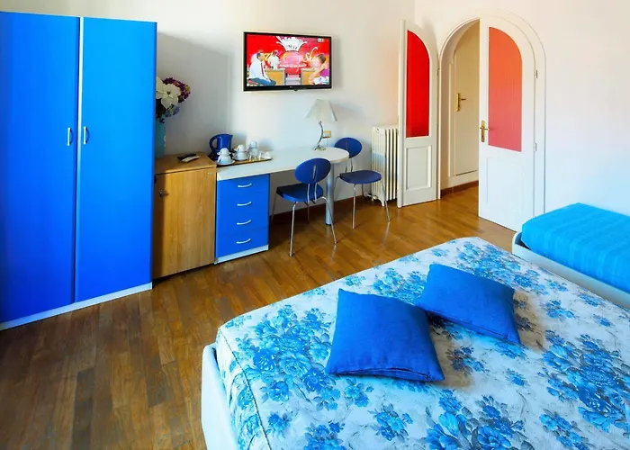 Lia ゲストハウス 3*